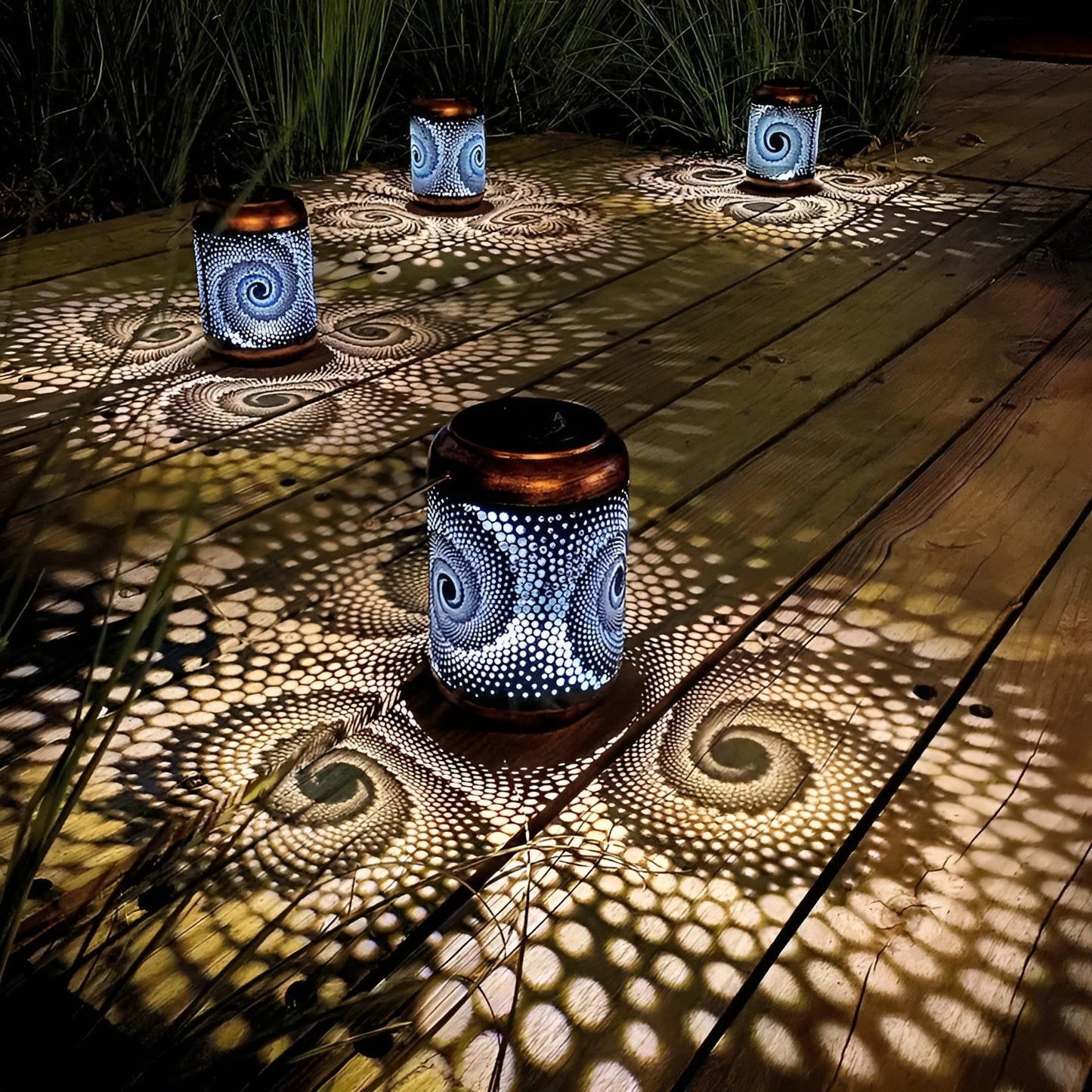 Twinaura – Zonne Tuinlamp met Spiraalpatroon
