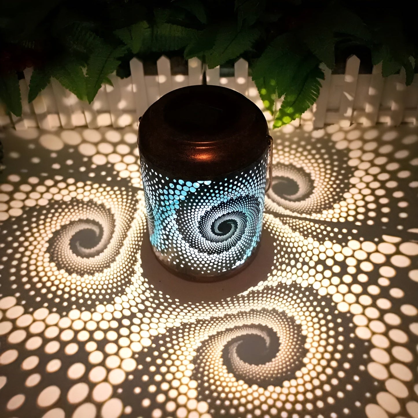 Twinaura – Zonne Tuinlamp met Spiraalpatroon