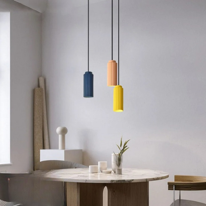GlassoWave | Cilindrische ophanging van glas en metaal in Scandinavisch design