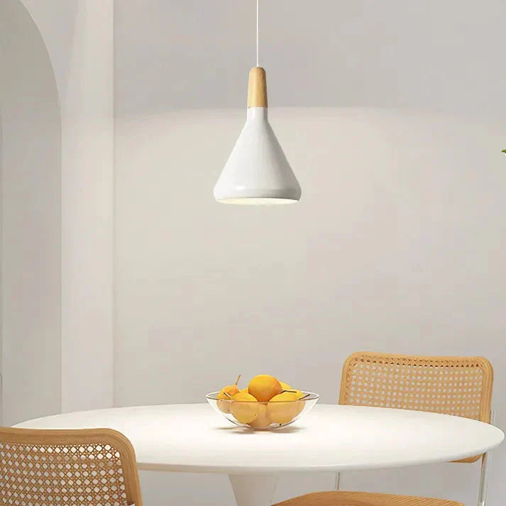 CôneChic – Franse hanglamp met macaronontwerp