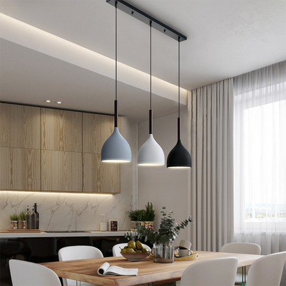 Triplum | Moderne hanglamp met drie lampen in hars