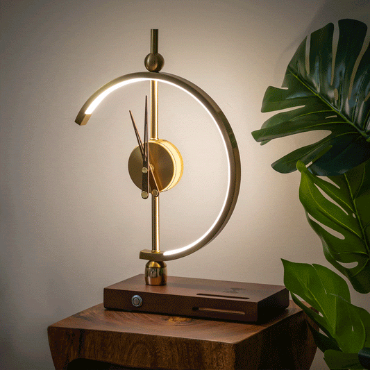 LuminaClock – LED Kloklamp met Draadloze Oplader