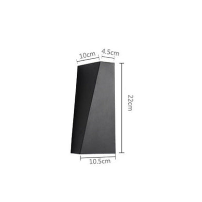 CubeLux – Moderne kubusvormige LED-wandlamp (zwart of wit)