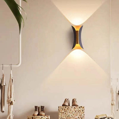 ARCLUNA LUXE – Moderne en minimalistische LED wandlamp
