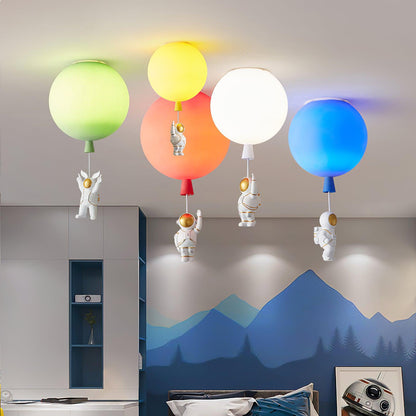 LunaNaut – LED Plafondlamp Astronautisch